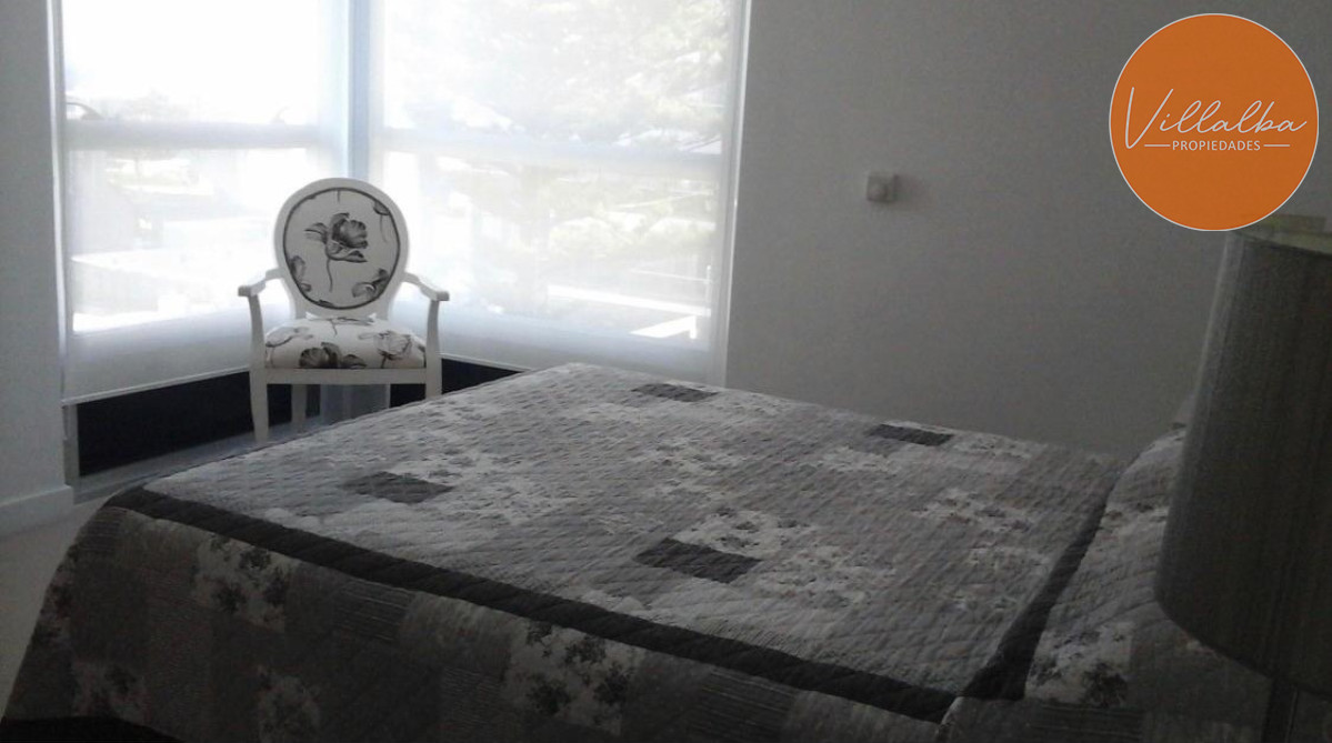 Apartamento ID.2488 - Departamento de 3 dormitorios con Terraza en Punta del Este 