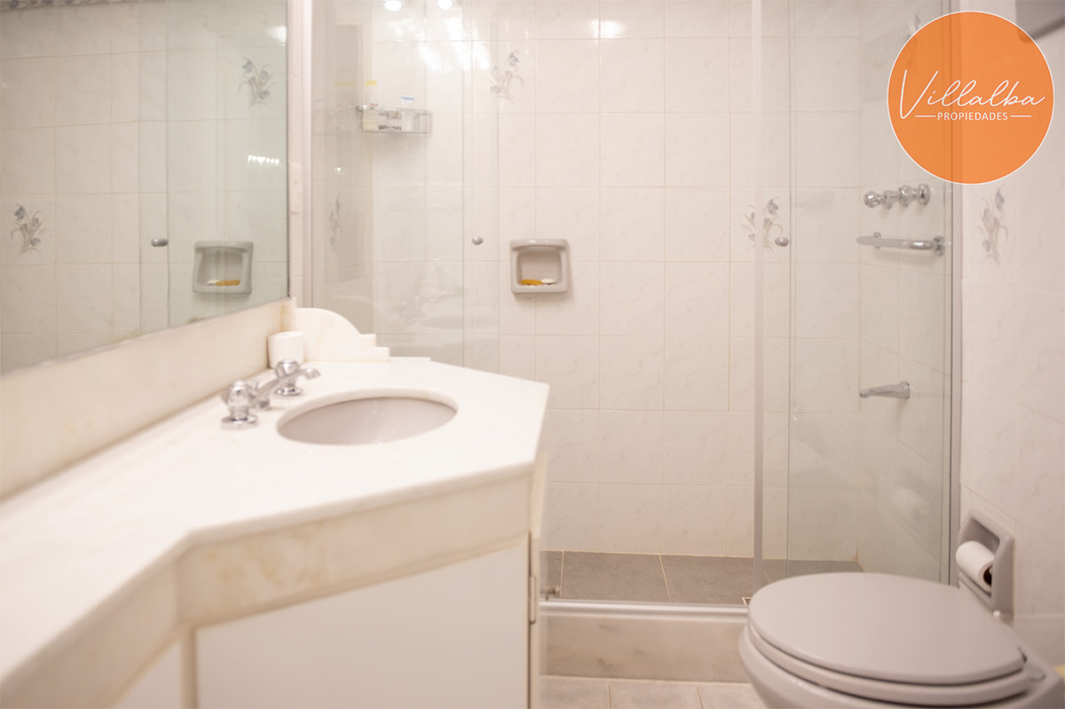 Apartamento ID.3635 - Vende departamento de 3 dormitorios con vista al Puerto, Punta del Este