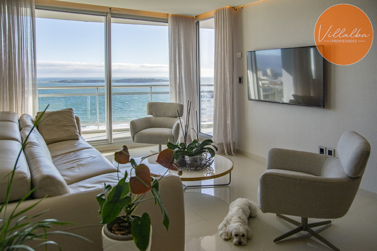 Apartamento ID.2384 - Oportunidad en playa mansa, finamente decorado. Sunrise Tower
