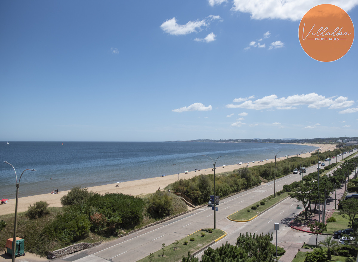 Apartamento ID.865 - Hermoso Ph con azotea propia, parrillero, 2 dormitorios, No te lo pierdas.