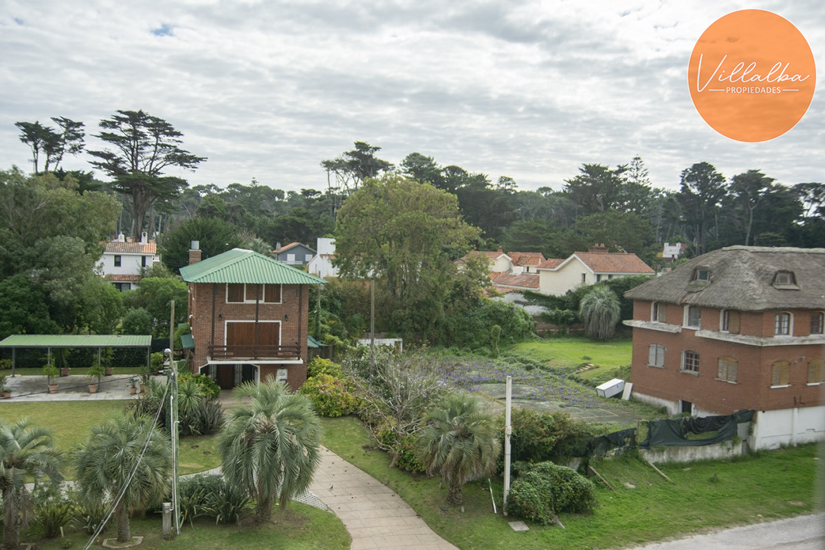 Apartamento ID.1255 - Espectacular penthouse frente al mar playa brava Punta Del Este.