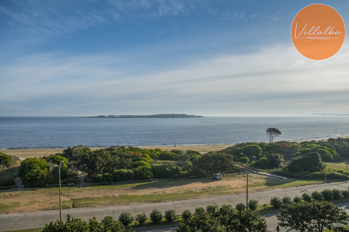 Apartamento ID.1331 - Departamento en venta frente a Playa Mansa