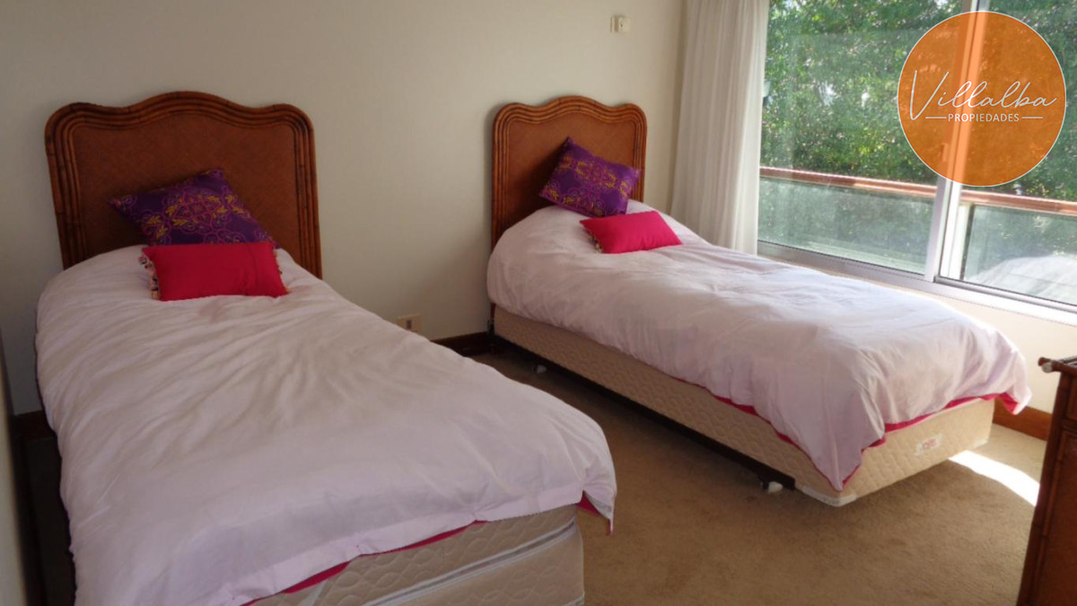 Apartamento ID.3609 - Apartamento de 4 dormitorios en Punta del Este frente al mar en Playa Brava
