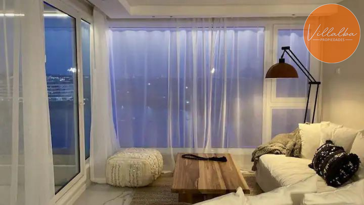 Apartamento ID.3358 - Vende apartamento con vista al mar de 3 suites, en Mansa- Punta del Este.