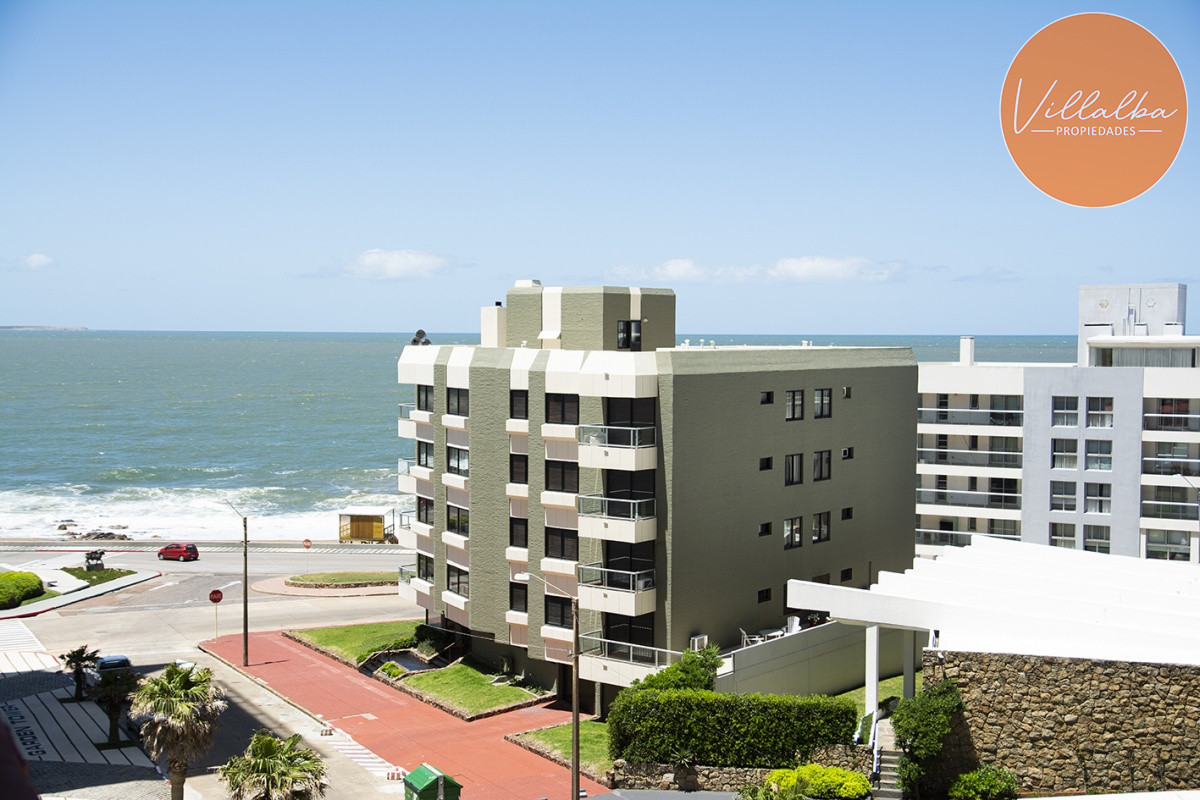 Apartamento ID.3442 - Venta de Apartamento 3 dormitorios , Punta del Este.