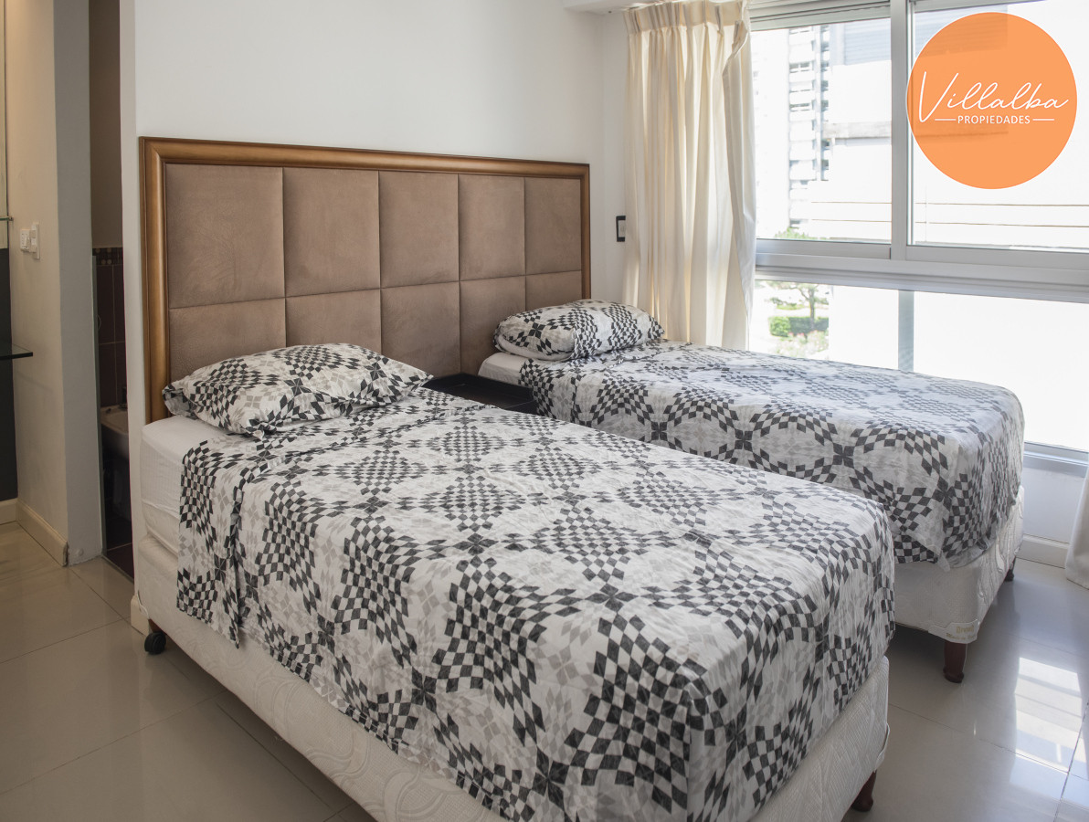 Apartamento ID.865 - Hermoso Ph con azotea propia, parrillero, 2 dormitorios, No te lo pierdas.