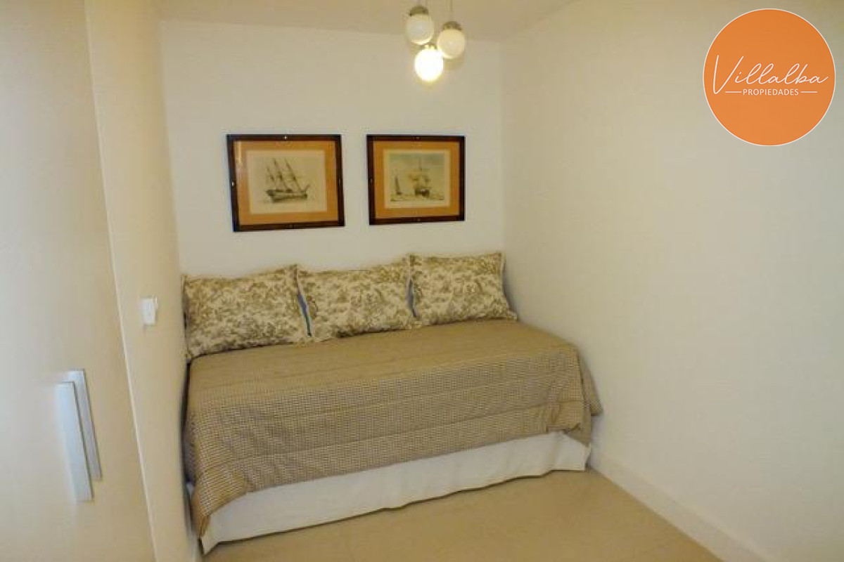 Apartamento ID.3120 - Vende apartamento de 2 dormitorios en San Rafael, Punta del Este