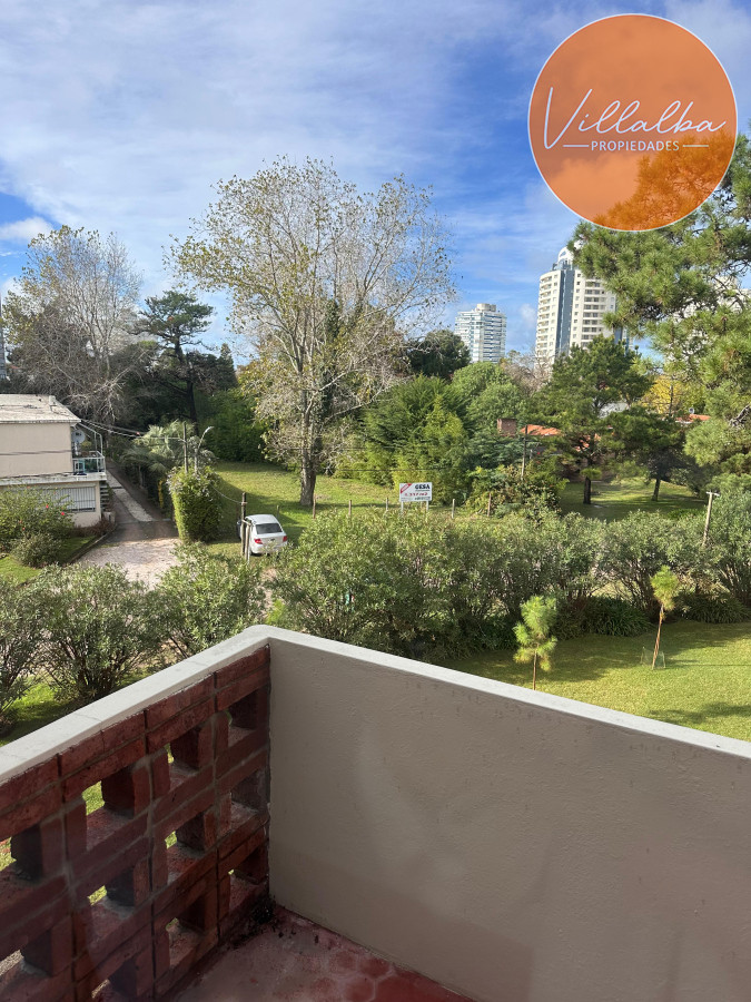 Apartamento ID.3558 - Departamento de 2 dormitorios con 2 baños en venta