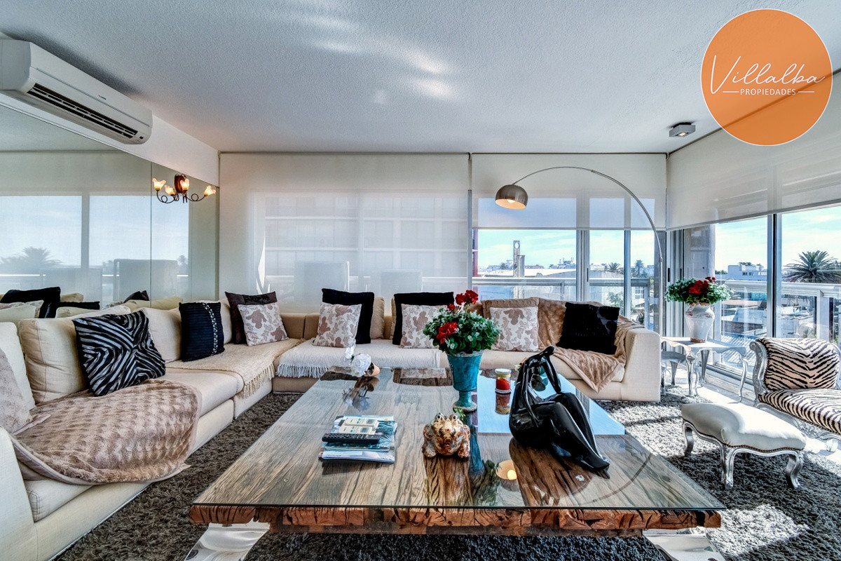 Apartamento ID.3442 - Venta de Apartamento 3 dormitorios , Punta del Este.