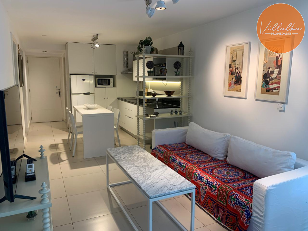 Apartamento ID.3120 - Vende apartamento de 2 dormitorios en San Rafael, Punta del Este