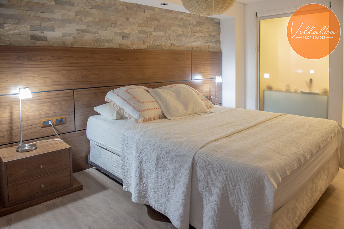 Apartamento ID.3641 - Edificio Espigon zona Puerto,  frente al mar. 
