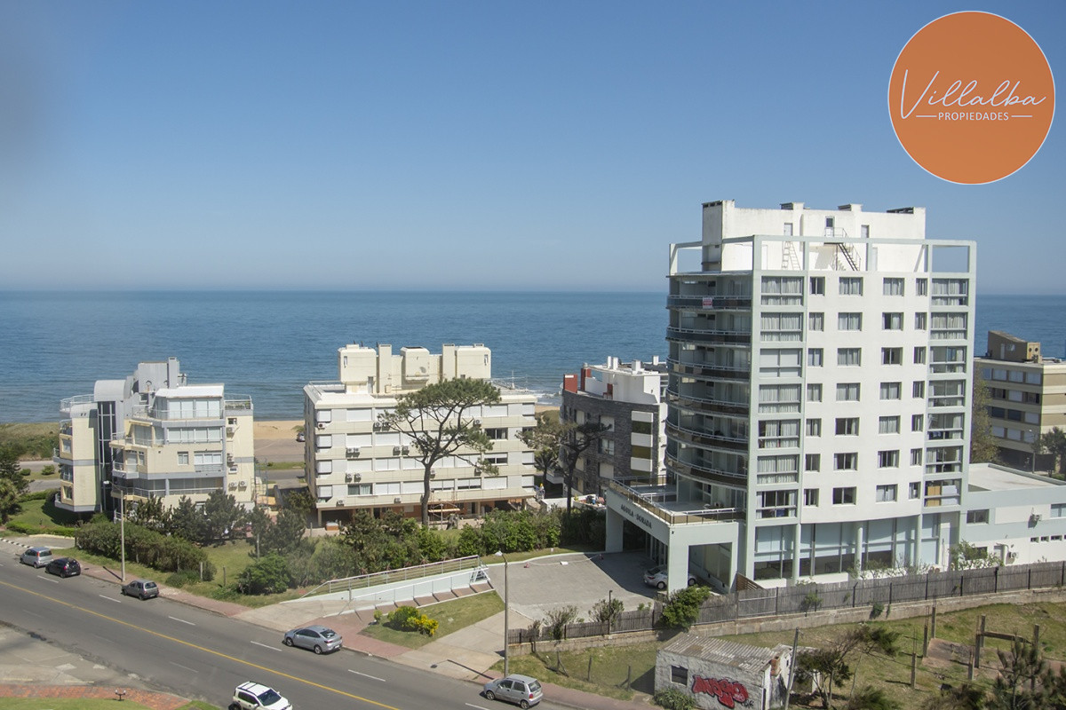 Apartamento ID.2167 - Apartamento en venta, Torre Fragata con hermosa vista al mar.