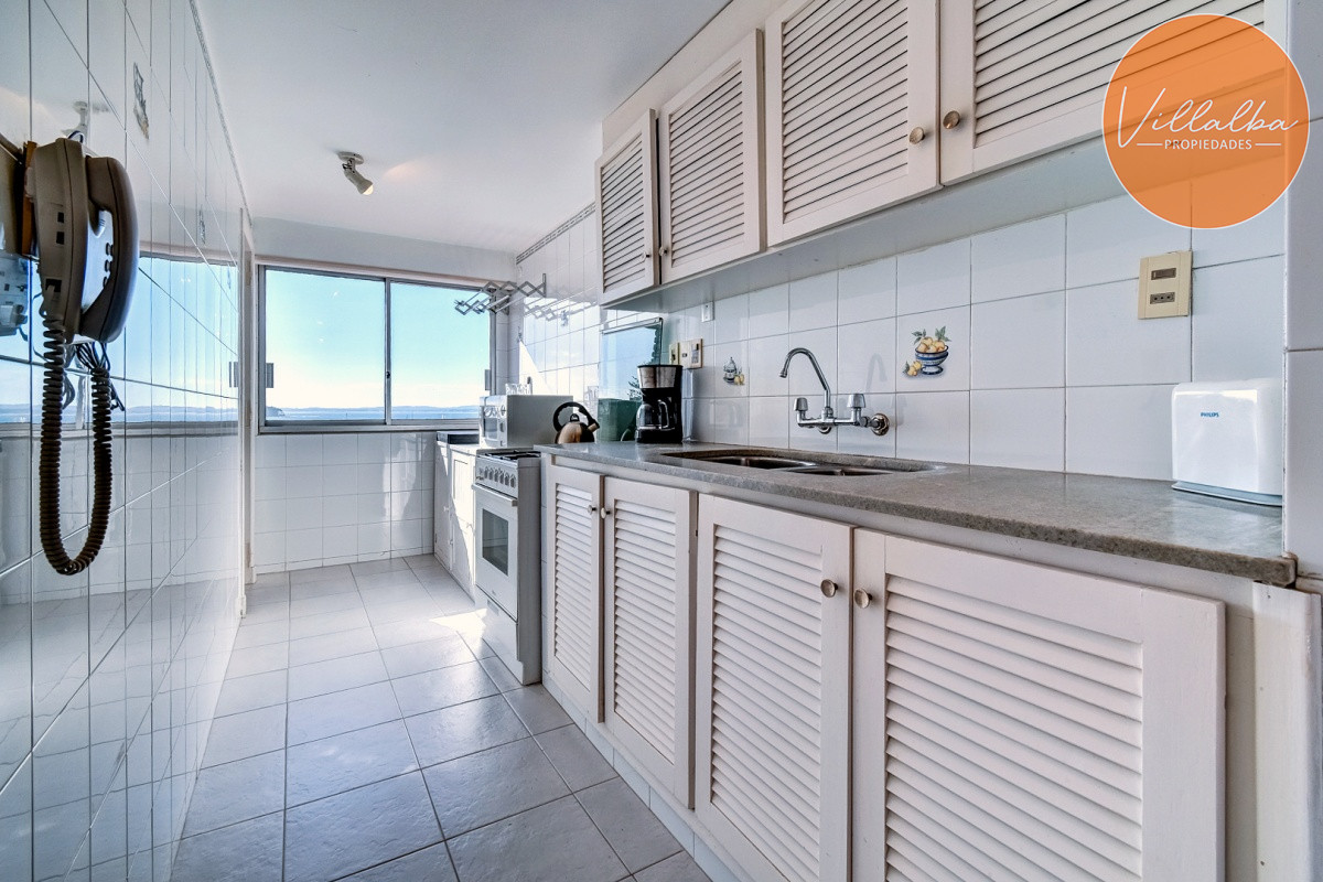 Apartamento ID.3442 - Venta de Apartamento 3 dormitorios , Punta del Este.