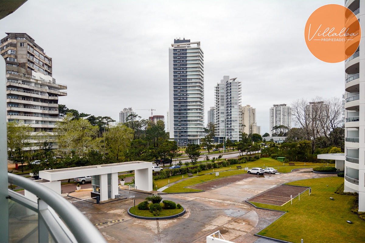 Apartamento ID.2487 - Departamento de 3 dormitorios en venta en Ocean Drive. 