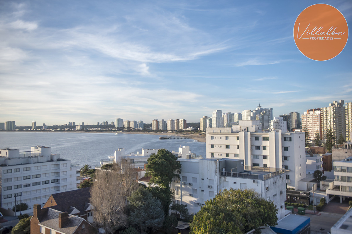 Apartamento ID.3635 - Vende departamento de 3 dormitorios con vista al Puerto, Punta del Este