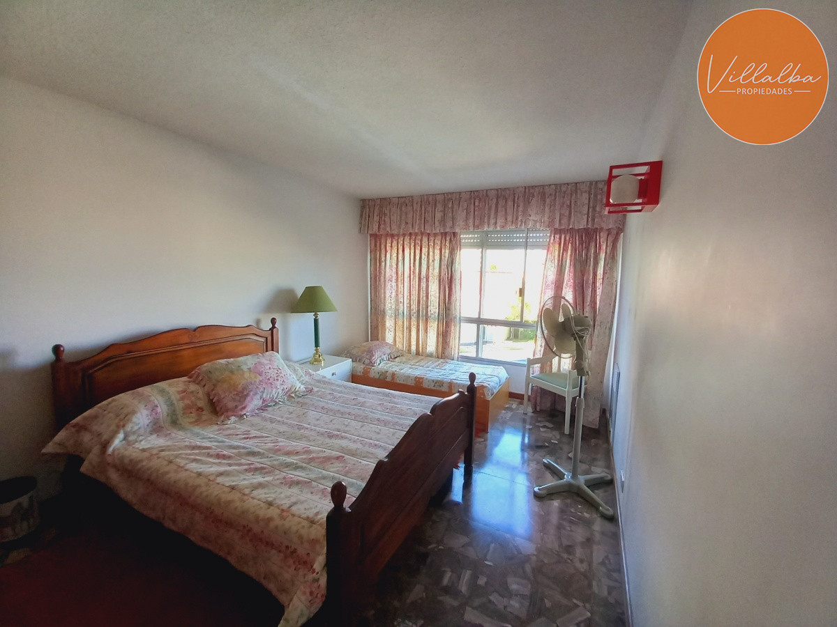 Apartamento ID.1163 - Playa mansa frente al mar, Amplios ambientes.