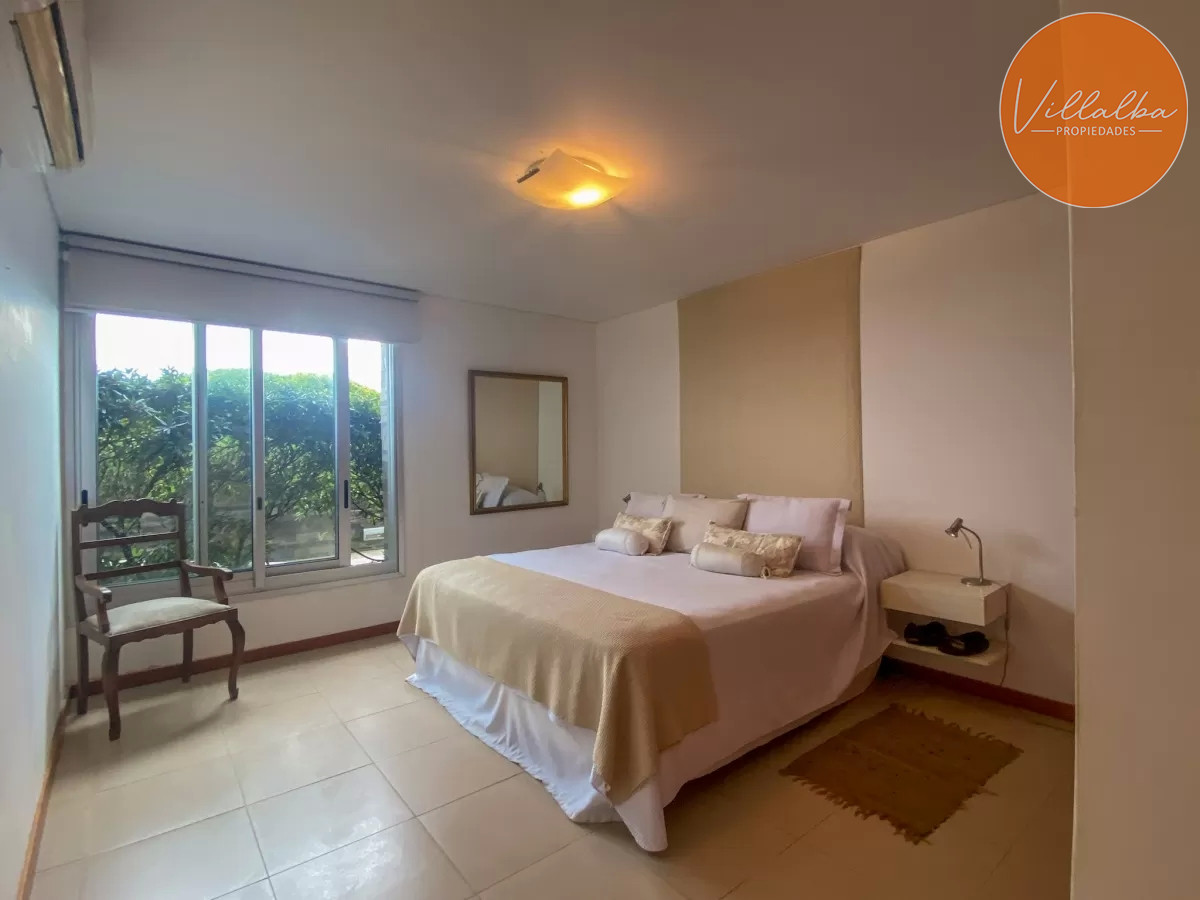 Apartamento ID.3292 - Impecable departamento, comodo e iluminado.