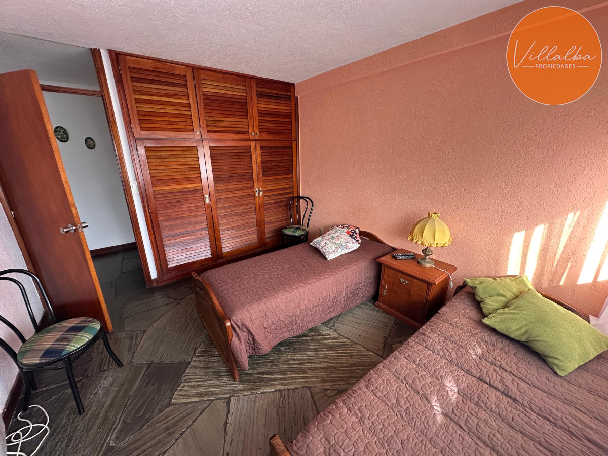 Apartamento ID.3558 - Departamento de 2 dormitorios con 2 baños en venta