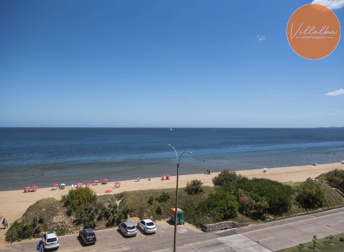 Apartamento ID.865 - Hermoso Ph con azotea propia, parrillero, 2 dormitorios, No te lo pierdas.