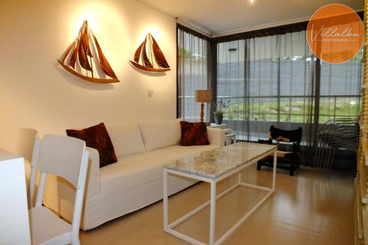 Apartamento ID.3120 - Vende apartamento de 2 dormitorios en San Rafael, Punta del Este