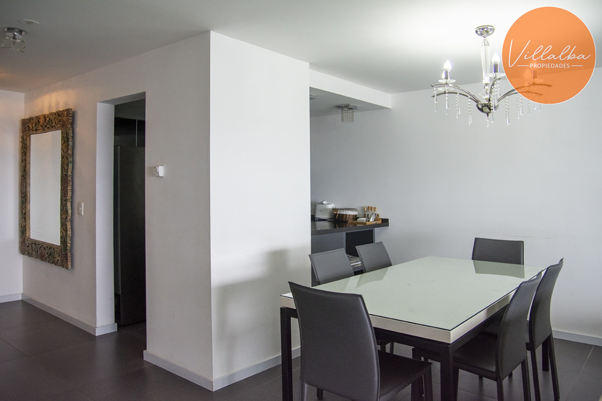 Apartamento ID.2178 - Vende apartamento. Edificio Bonaire. 3 dormitorios con servicios. Brava, Peninsula, Punta del Este