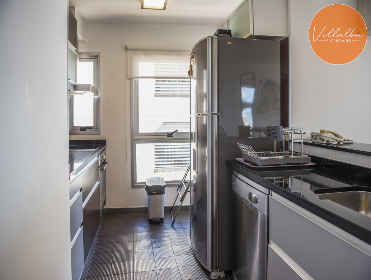 Apartamento ID.865 - Hermoso Ph con azotea propia, parrillero, 2 dormitorios, No te lo pierdas.