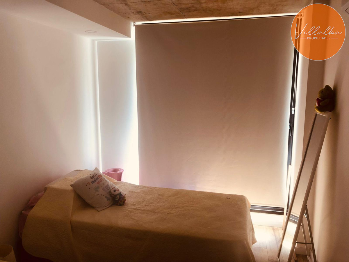Apartamento ID.3416 - Vende oportunidad en Playa Mansa, primera línea de 2 dormitorios en Punta del Este 