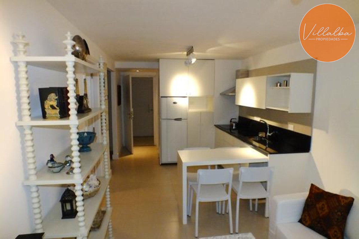 Apartamento ID.3120 - Vende apartamento de 2 dormitorios en San Rafael, Punta del Este