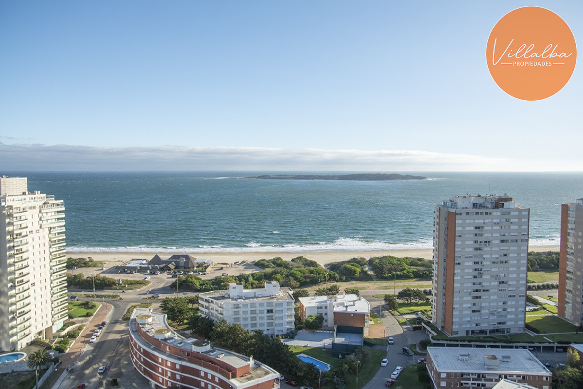 Apartamento ID.2384 - Oportunidad en playa mansa, finamente decorado. Sunrise Tower