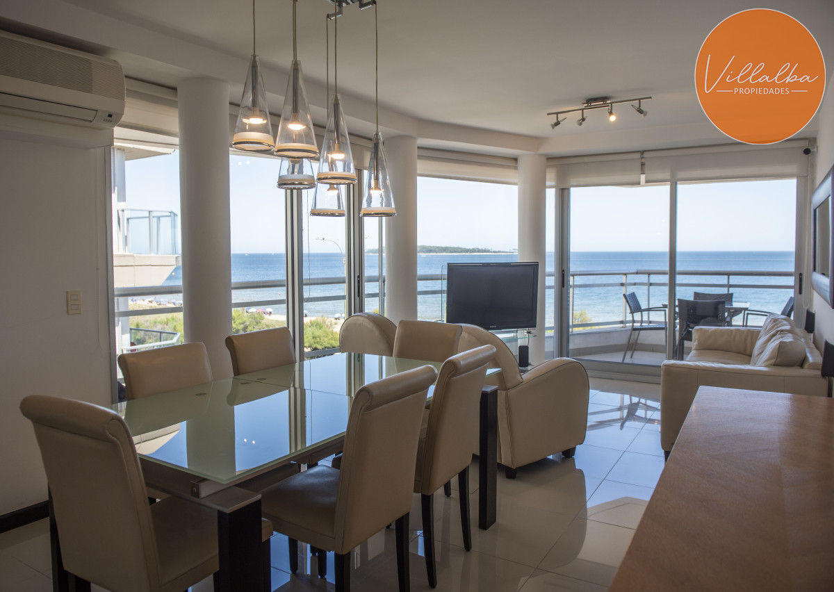 Apartamento ID.865 - Hermoso Ph con azotea propia, parrillero, 2 dormitorios, No te lo pierdas.
