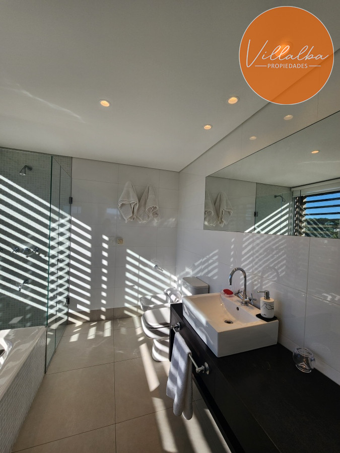 Apartamento ID.3683 - Apartamento pent house en Brava 28, penhtouse, 2 dormitorios. Playa brava