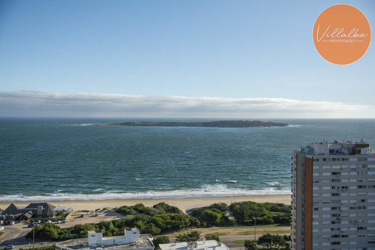 Apartamento ID.2384 - Oportunidad en playa mansa, finamente decorado. Sunrise Tower