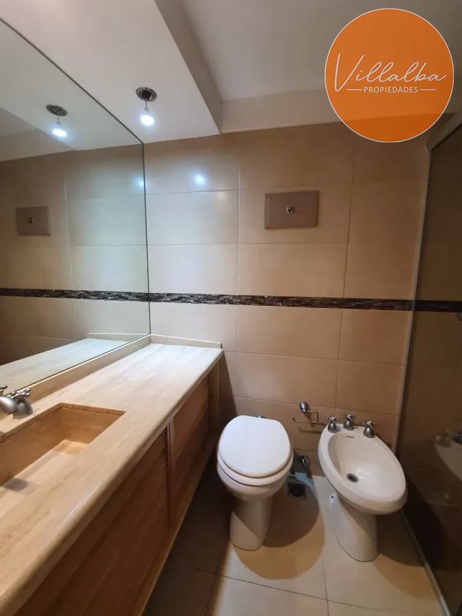 Apartamento ID.3639 - Departamento de 3 dormitorios + dep. en venta en Edif. Fontemar, vista al Puerto