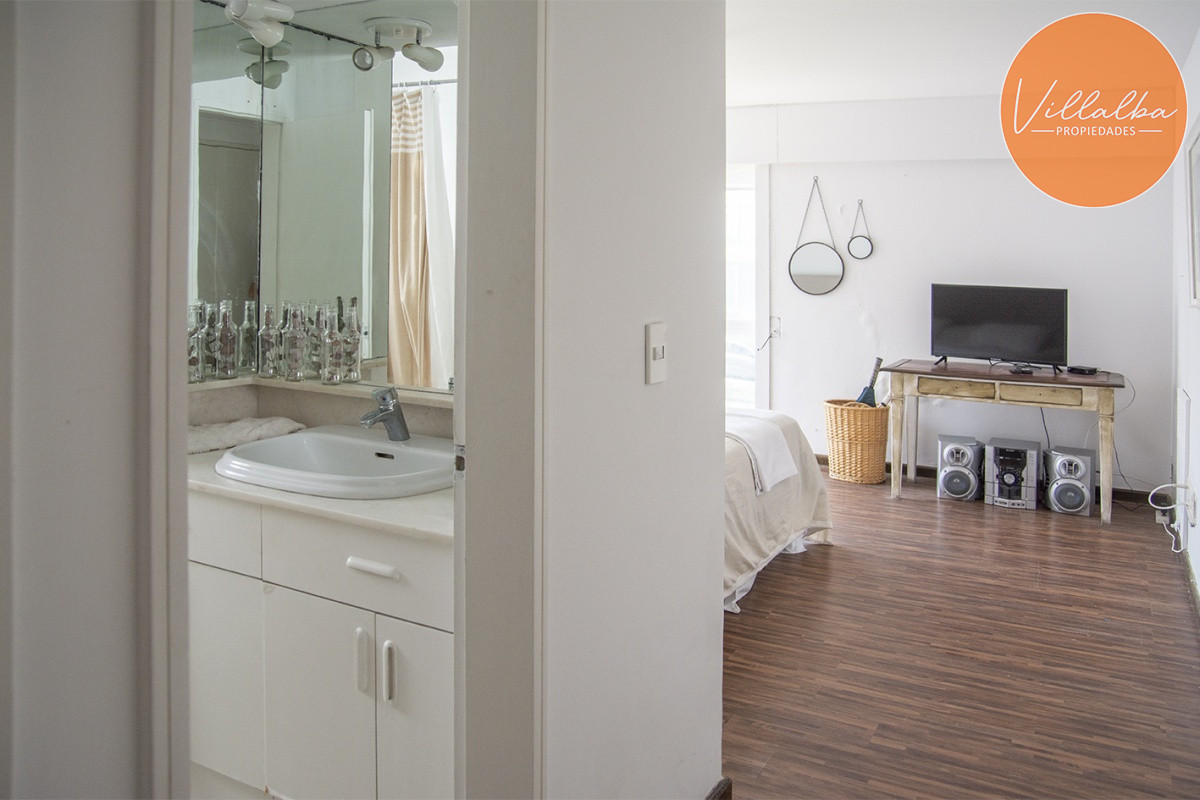 Apartamento ID.3623 - Hermosa vista y cómodos espacios a pasos del mar.