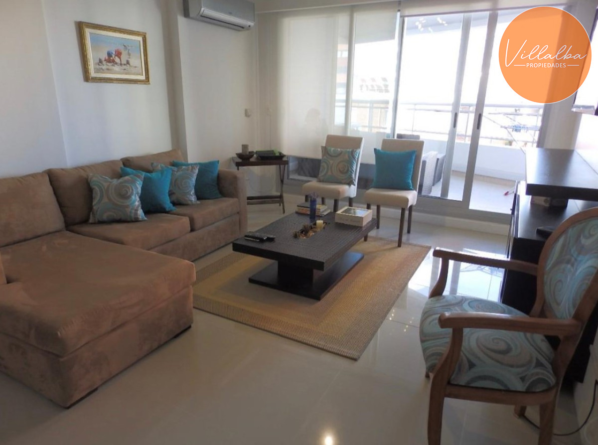 Apartamento ID.2488 - Departamento de 3 dormitorios con Terraza en Punta del Este 