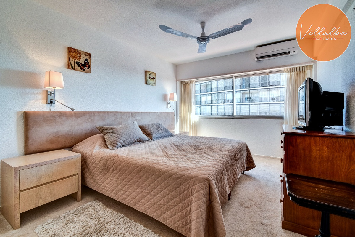 Apartamento ID.3442 - Venta de Apartamento 3 dormitorios , Punta del Este.