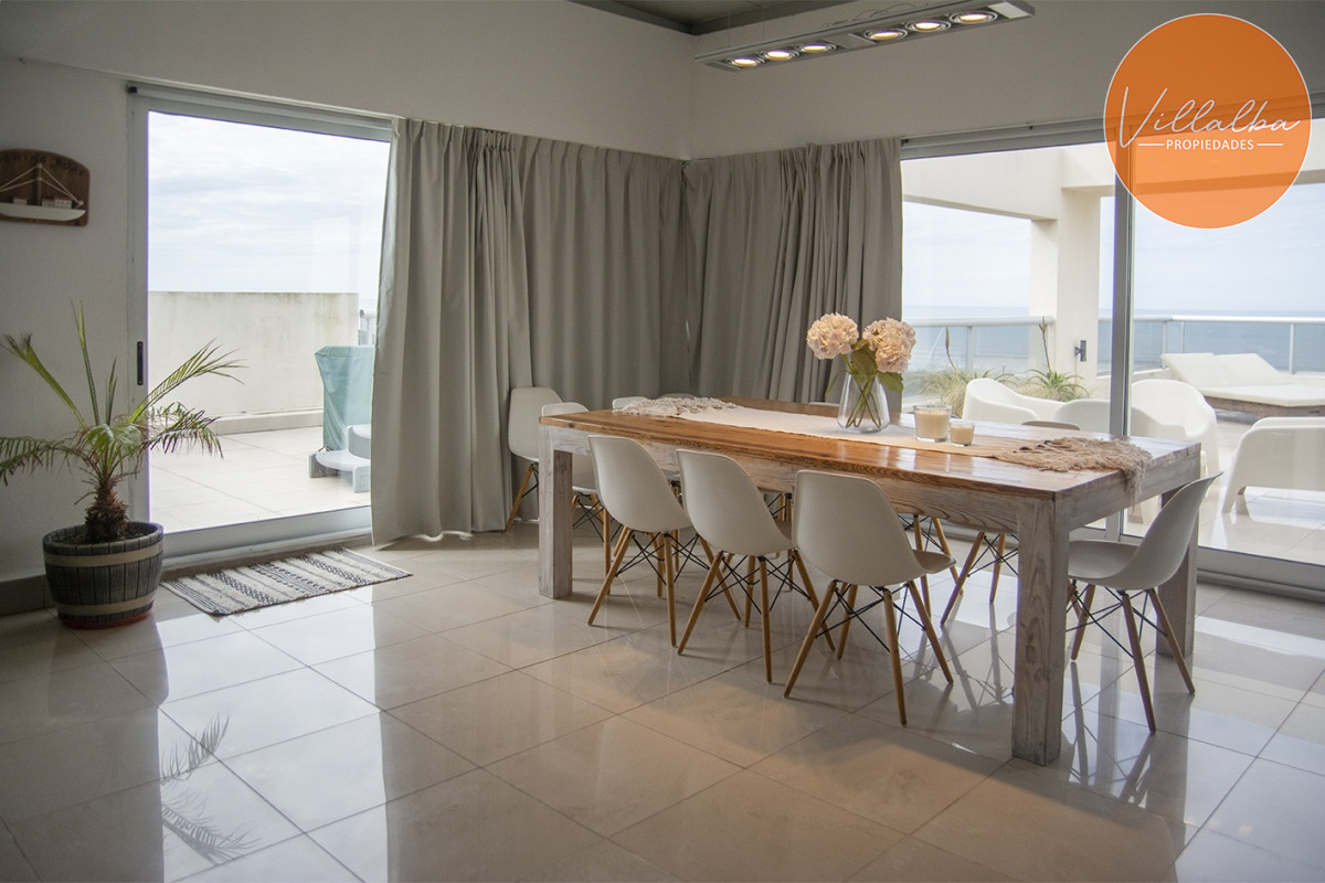 Apartamento ID.1255 - Espectacular penthouse frente al mar playa brava Punta Del Este.