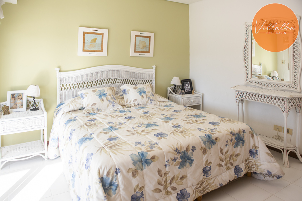 Apartamento ID.3480 - Vende departamento de 3 dormitorios en Ocean Tower, Punta del Este 