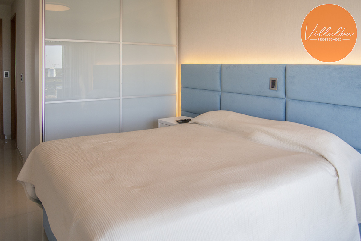 Apartamento ID.2384 - Oportunidad en playa mansa, finamente decorado. Sunrise Tower