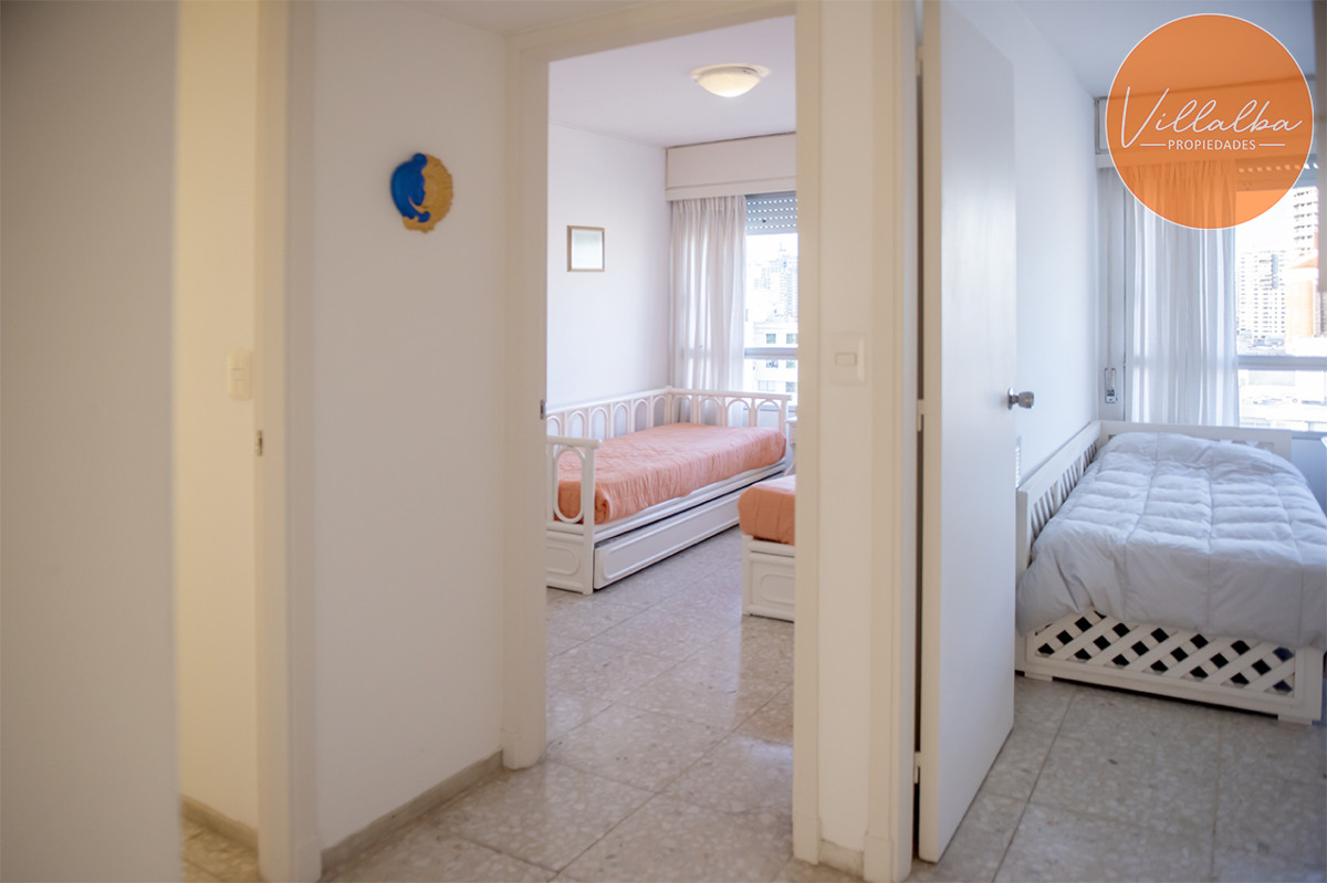 Apartamento ID.3635 - Vende departamento de 3 dormitorios con vista al Puerto, Punta del Este