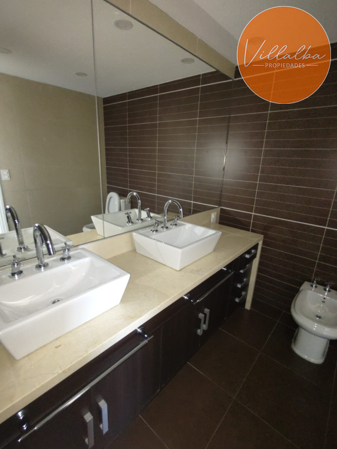 Apartamento ID.2255 - Torre Imperiale III, en venta  Sin Muebles