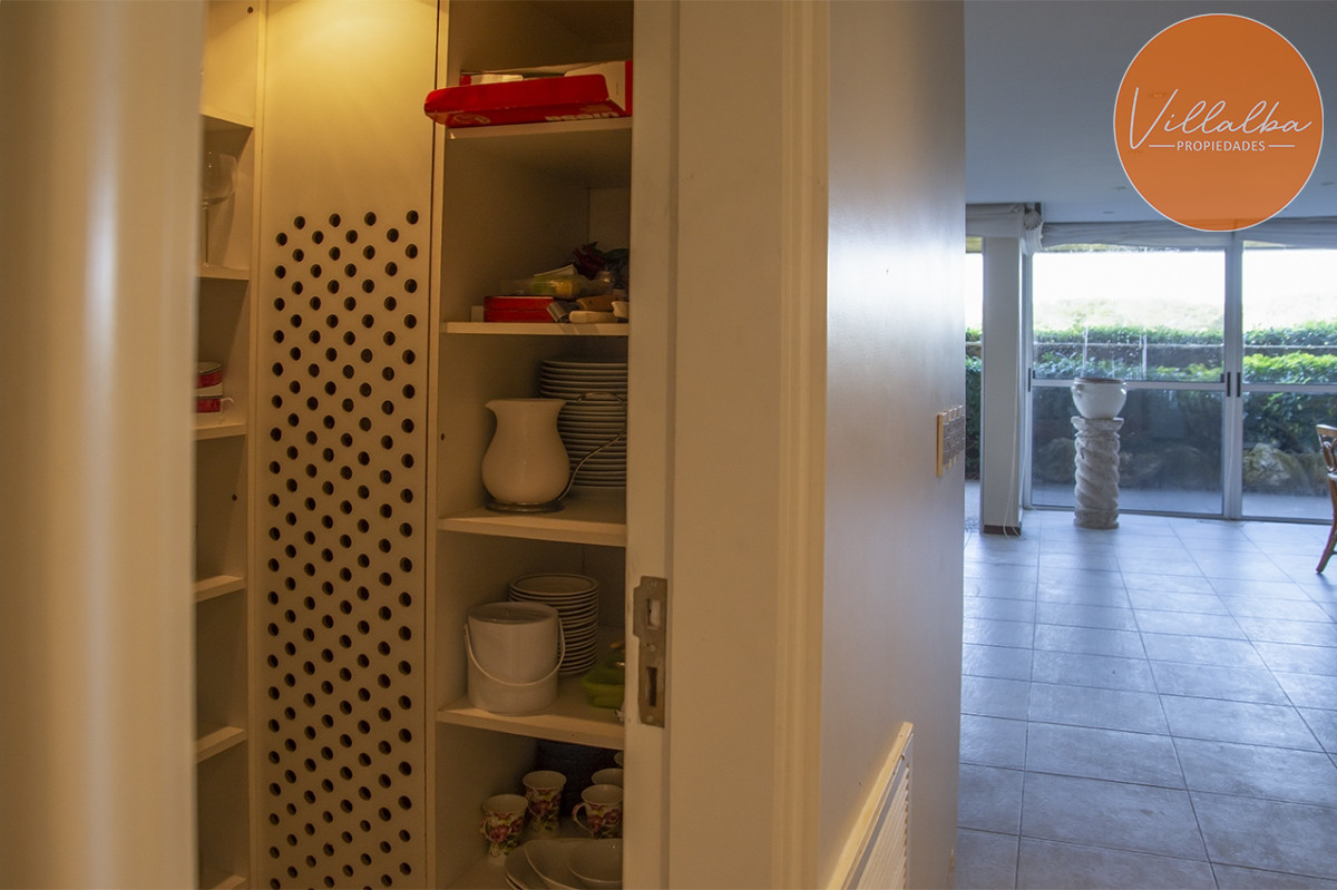Apartamento ID.3609 - Apartamento de 4 dormitorios en Punta del Este frente al mar en Playa Brava