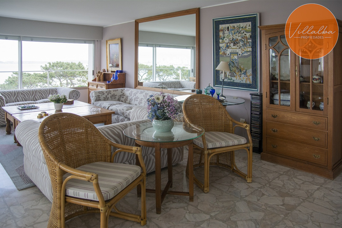 Apartamento ID.1001 - 3 Dormitorios 3 Baños - Playa Mansa