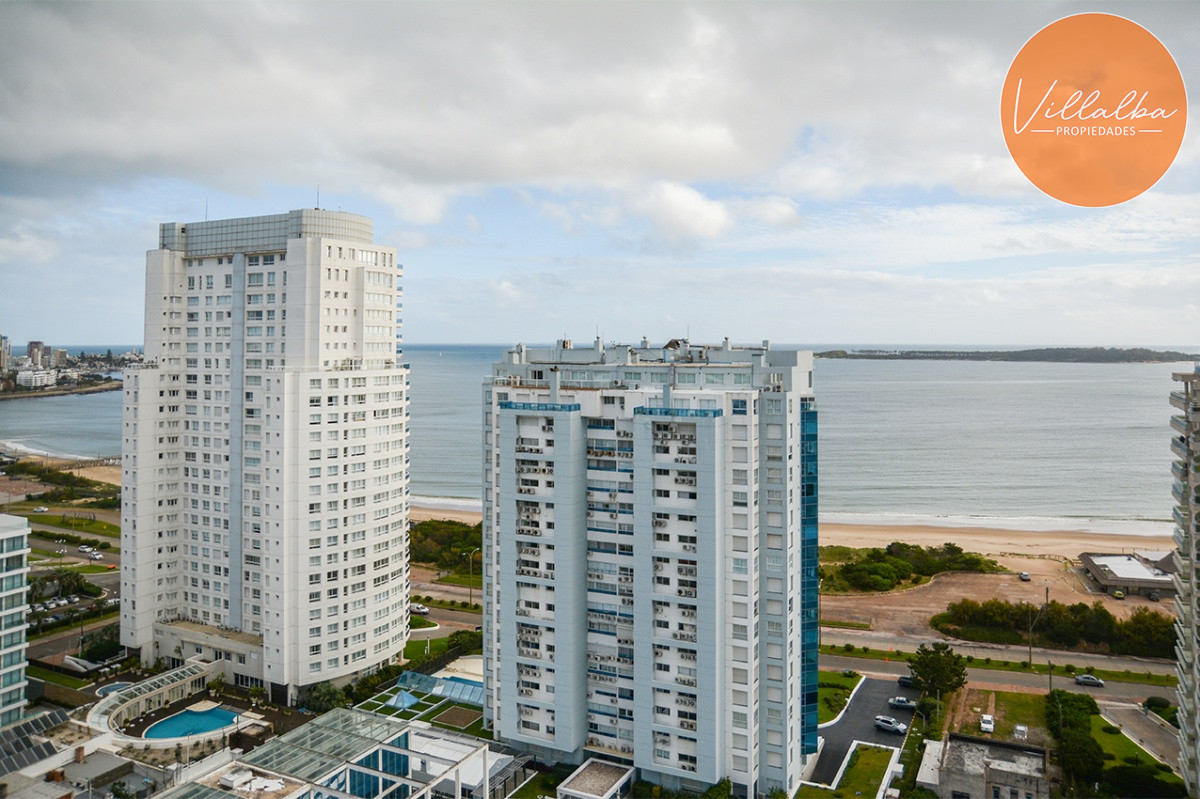 Apartamento ID.2201 - Departamento de 3 dormitorios en venta a pasos del mar. Gala Tower