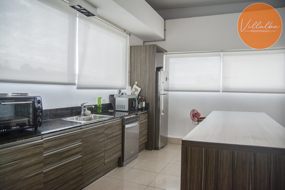 Apartamento ID.1255 - Espectacular penthouse frente al mar playa brava Punta Del Este.