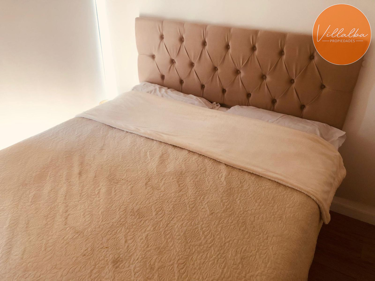 Apartamento ID.3416 - Vende oportunidad en Playa Mansa, primera línea de 2 dormitorios en Punta del Este 