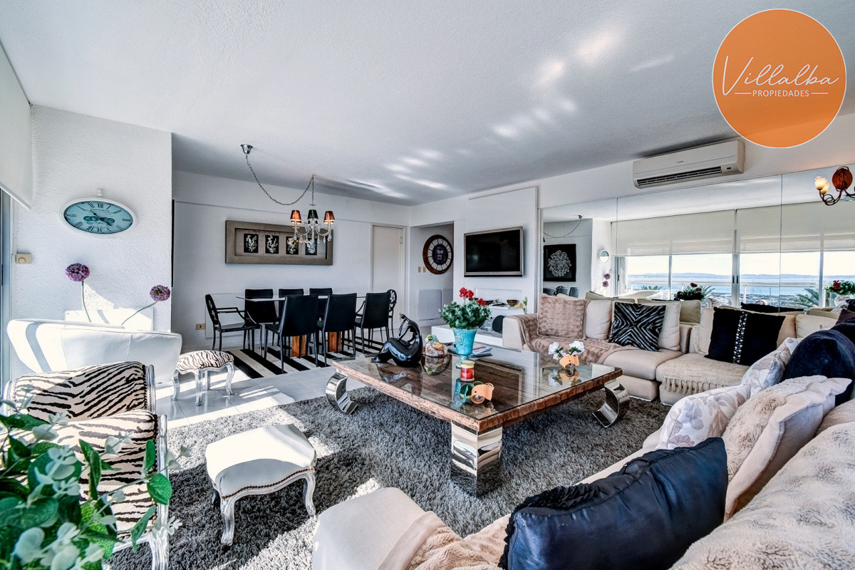 Apartamento ID.3442 - Venta de Apartamento 3 dormitorios , Punta del Este.