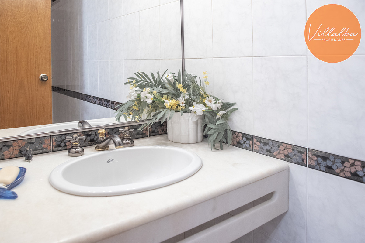 Apartamento ID.3480 - Vende departamento de 3 dormitorios en Ocean Tower, Punta del Este 