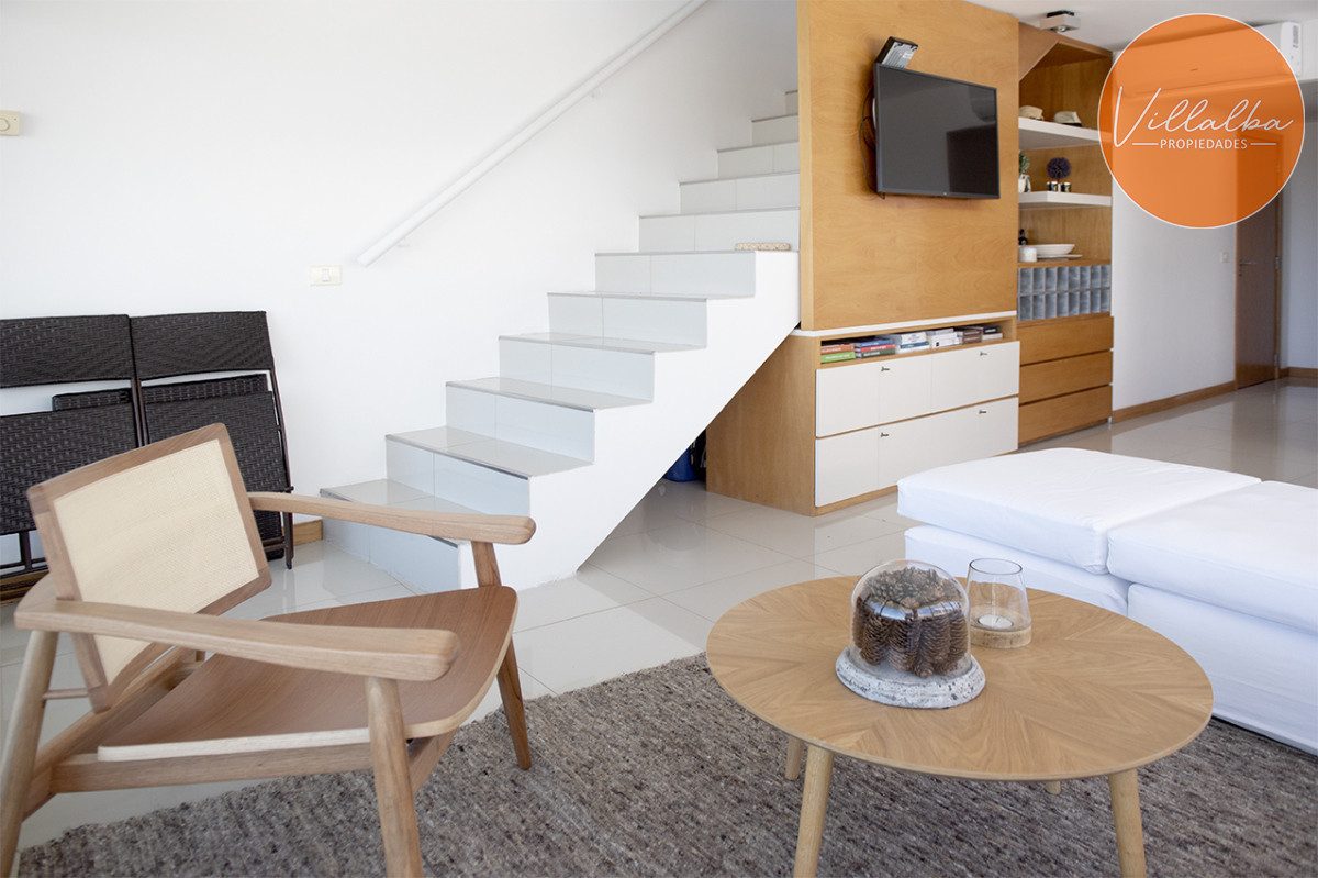 Apartamento ID.2367 - Penthouse frente al mar en venta, 3 suites. Blue Bird
