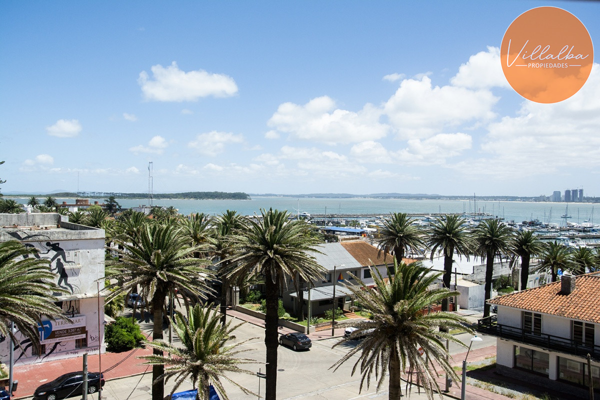 Apartamento ID.3442 - Venta de Apartamento 3 dormitorios , Punta del Este.